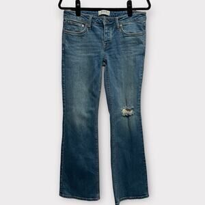 Free people we the free low rise flare jean distressed size 27
